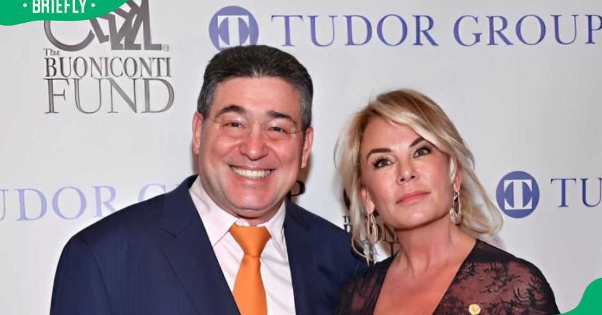 itzhak-ezrattis-wife